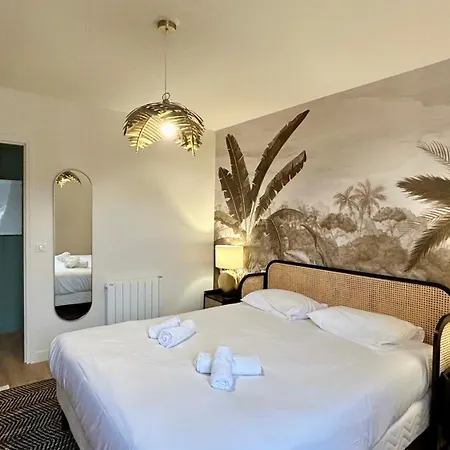 Le Clos De St Val 3 Hébergement de vacances *